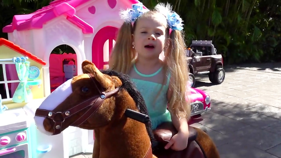 ماجراهای دیانا و روما - اسب های عروسکی پرنسس دیانا